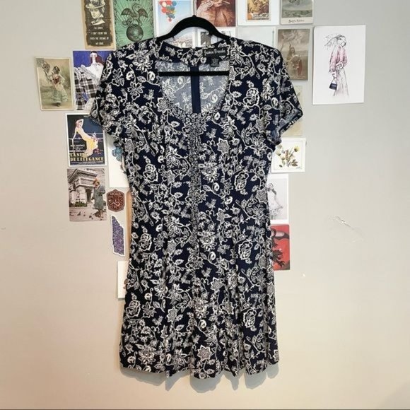 VINTAGE FAIRYCORE FAECORE TIE FRONT FIT N FLARE SHORT SLEEVE DRESS L BLUE WHITE - Picture 1 of 8